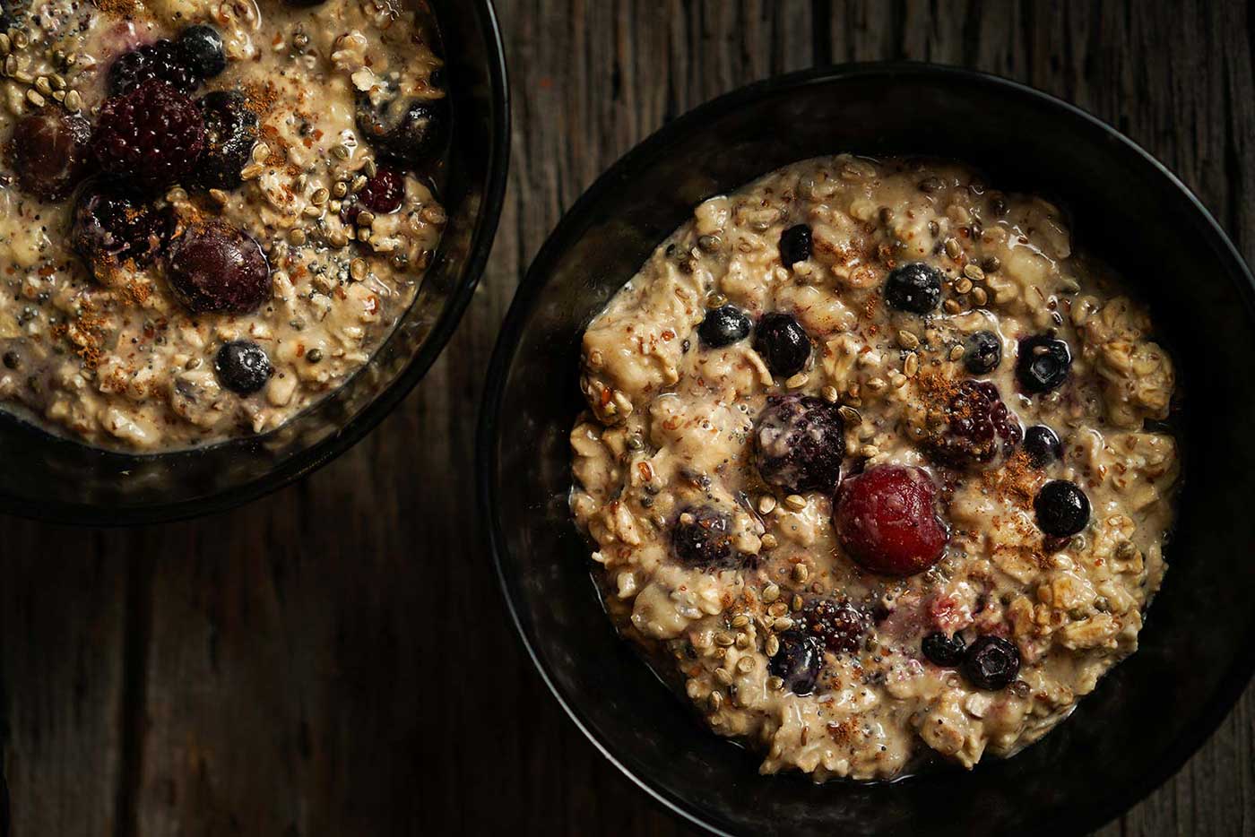 ad meal prepping your breakfast is a total game changer🍓👏🏼 highly , Protein Overnight Oats